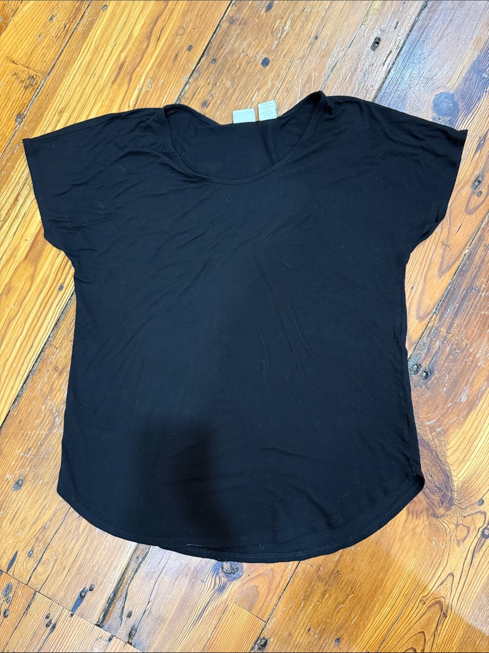 St. Tropez Black Short Sleeve Scoop Neck Tee
